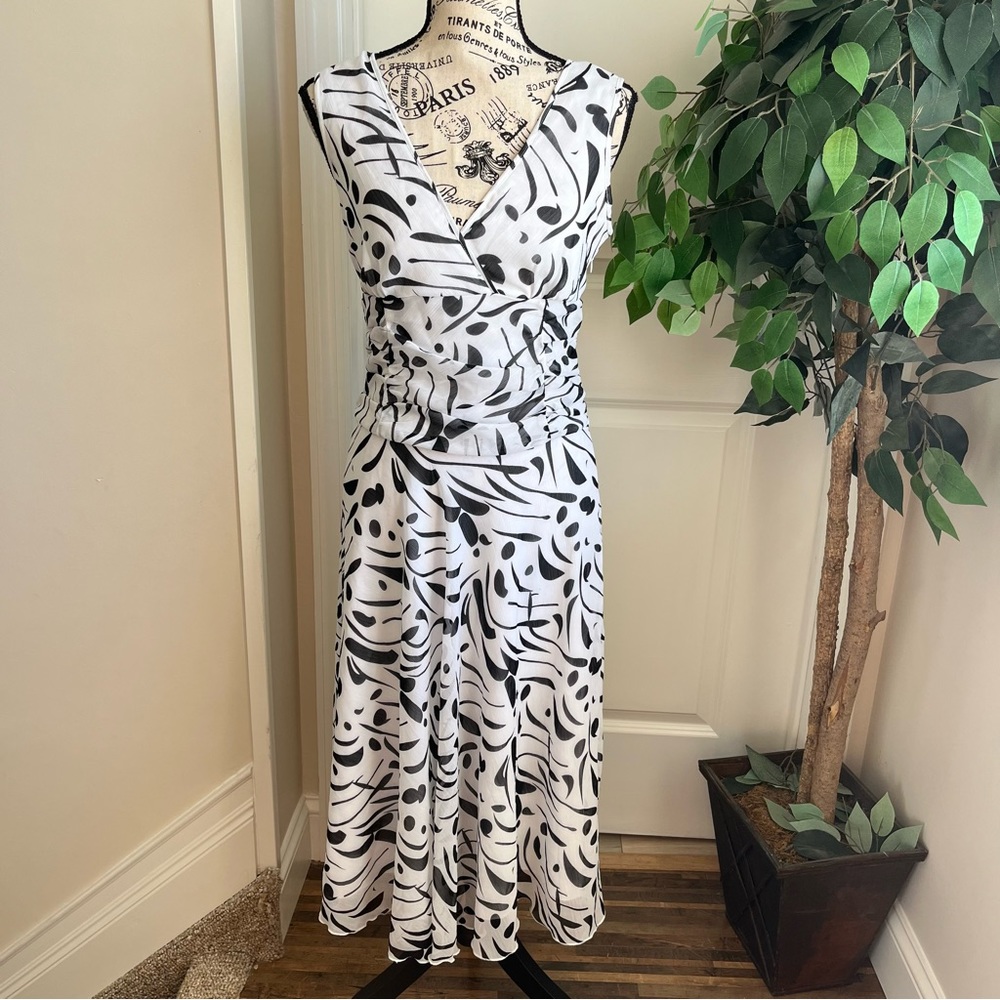 Dollz Sleeveless Printed A-line Midi Dress White Sz S